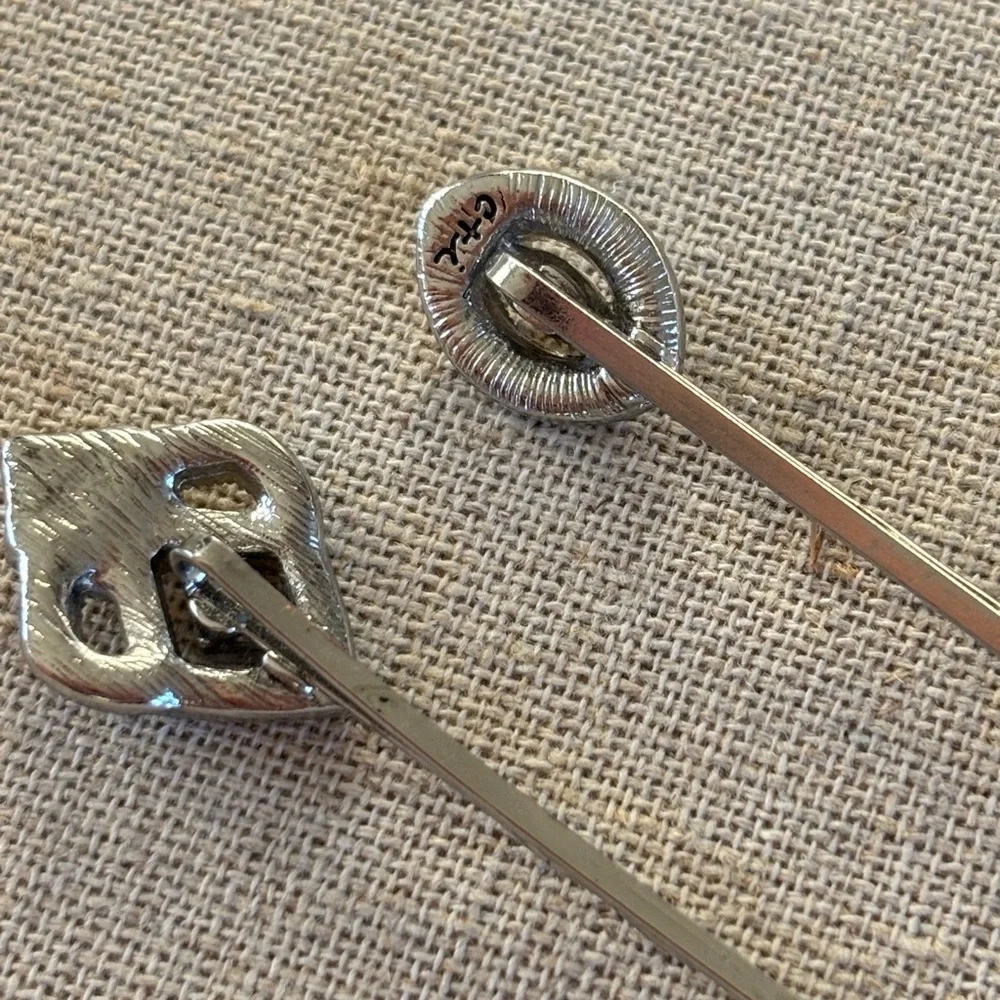 Chloe + Isabel Art‎ Deco Hair Pin Duo